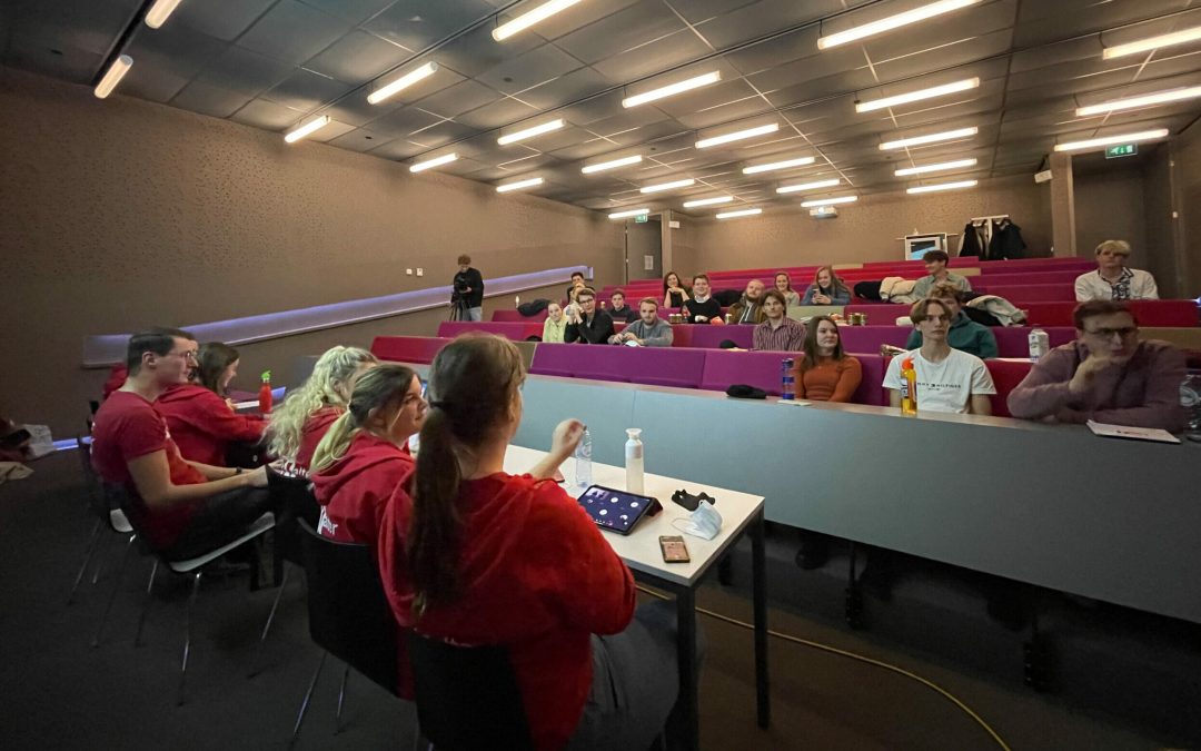 Uitgekaterd: Algemene Ledenvergadering